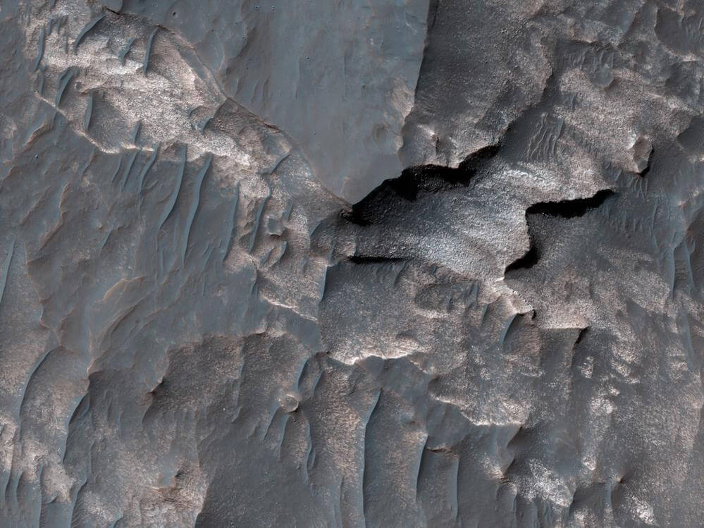 1609995740 2021 01 07 14 01 05 photos - دو تصویر جدید ناسا از دره Valles Marineris در سطح مریخ