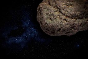 1622371574 asteroid space 1280x720 1 285x190 - شهاب سنگی بلندتر از برج ایفل ماه آینده از نزدیکی زمین عبور می کند