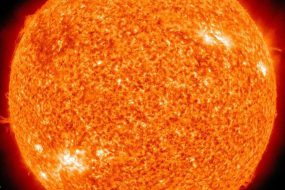 1623244974 sun 1280x720 1 285x190 - فوران عظیم خورشید سرنخ هایی را نشان می دهد که می تواند اسرار علمی را حل کند