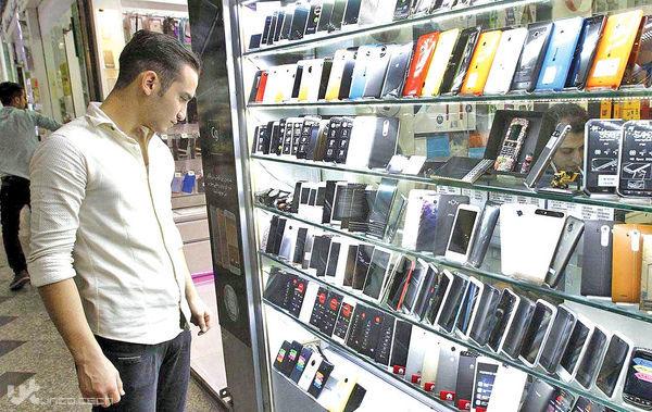 1623596903 mobile iran - بازار موبایل در انتظار تعیین تکلیف نرخ ارز