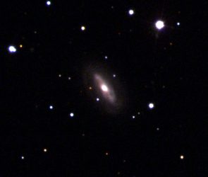 1615660111 9 astronomersd 295x250 - ستاره شناسان یک سیاهچاله بزرگ در حال حرکت را کشف کردند