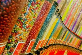 1615992446 candy machines main uns 1280x720 1 285x190 - تحقیقات نشان داده تولید چربی در کبد با مصرف قند، سریع تر از حد انتظار اتفاق می افتد