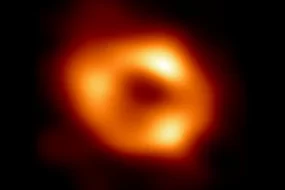 رونمایی اولین تصویر واقعی از سیاه چاله Sagittarius A در مرکز راه شیری