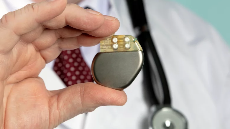 the pacemaker 1656013392 - تکنولوژی های روزمره که تصادفی اختراع شده اند