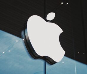 داستان سیب گاز زده شده لوگوی اپل