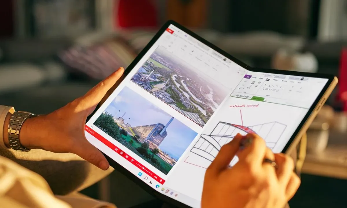لپتاپ ThinkPad X1 Fold لنوو با صفحه نمایش تاشو برای سال 2022 بروز رسانی شد